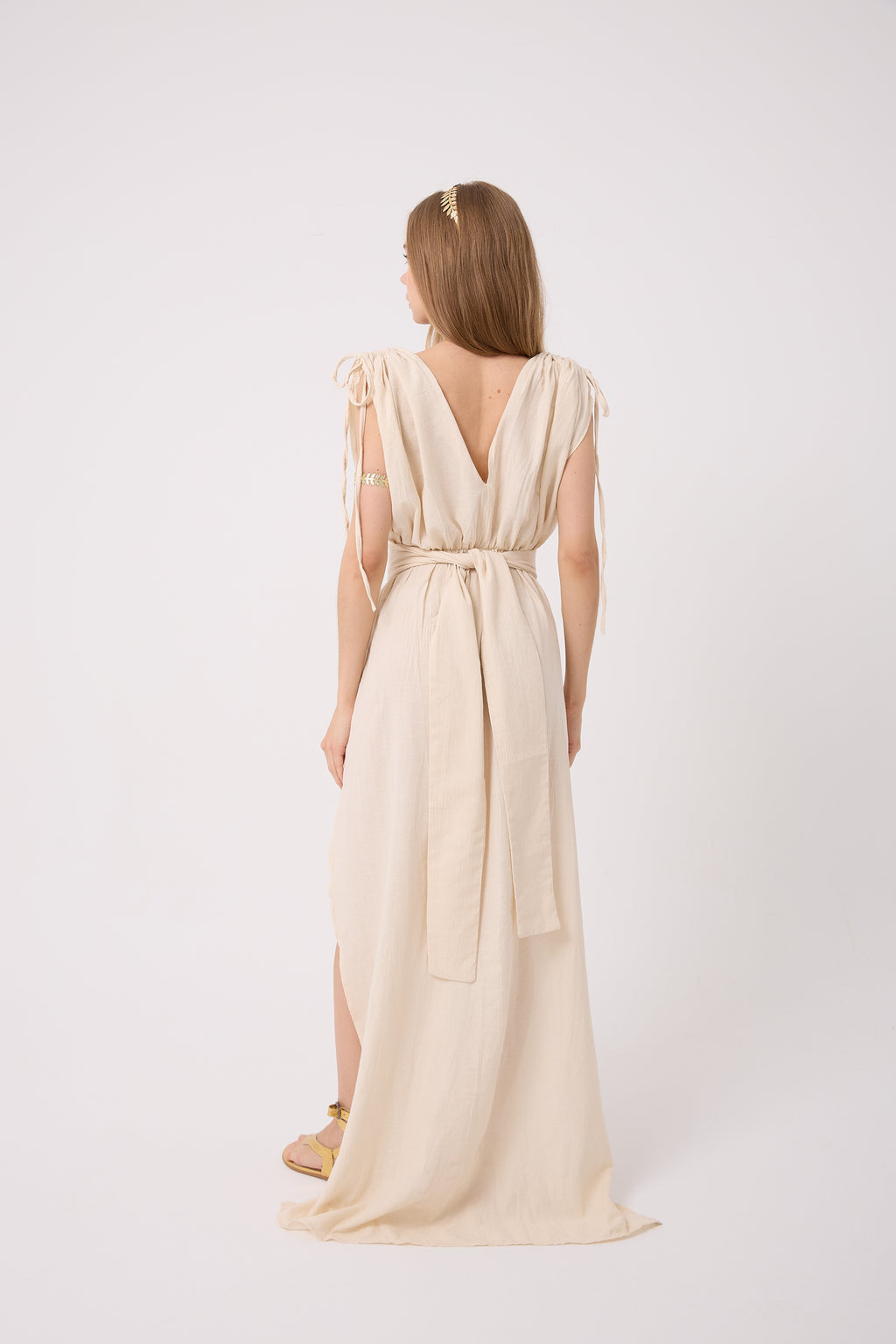 Drapeli Bel Nakışlı Uzun Elbise